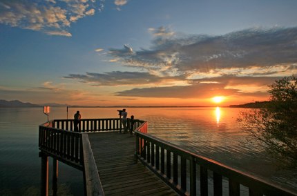 Chieming am Chiemsee bei Sonnenuntergang, © Chiemgau Tourismus e.V.