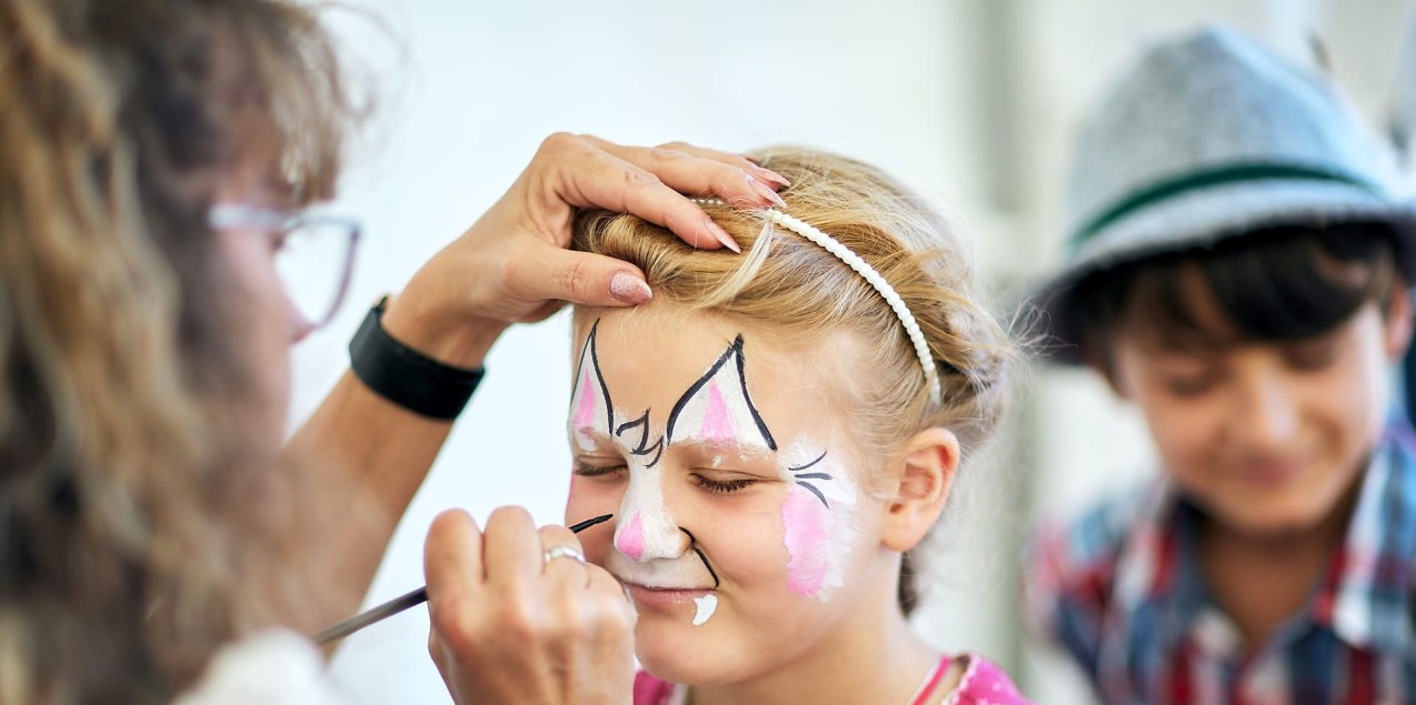 Kinderschminken, &copy; Irmi Mayer