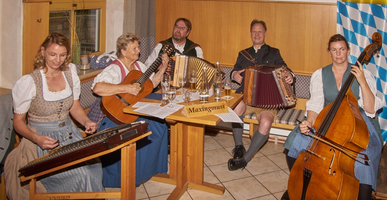 Volksmusikmatinee in Mettenheim, © Dr. Reinhard Baumgartner / Kreisheimatpflege