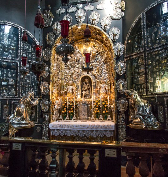 Die Schwarze Madonna in der Gnadenkapelle zu Alt&ouml;tting, &copy; Inn-Salzach Tourismus