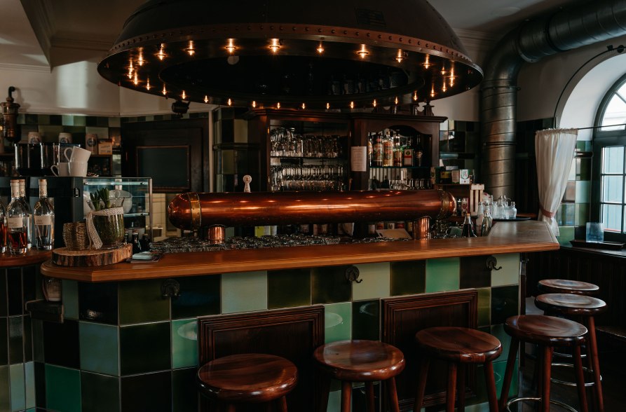 Bar im Bräustüberl Unertl Haag i. OB, © Inn-Salzach Tourismus