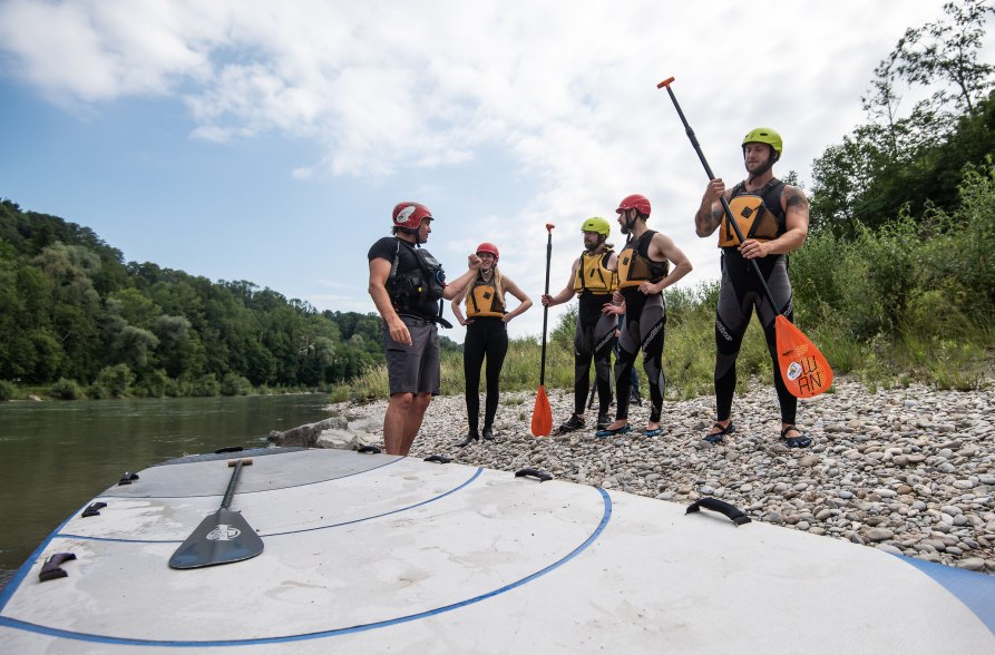 Tour mit dem Big-SUP auf der Salzach, &copy; Inn-Salzach Tourimsus
