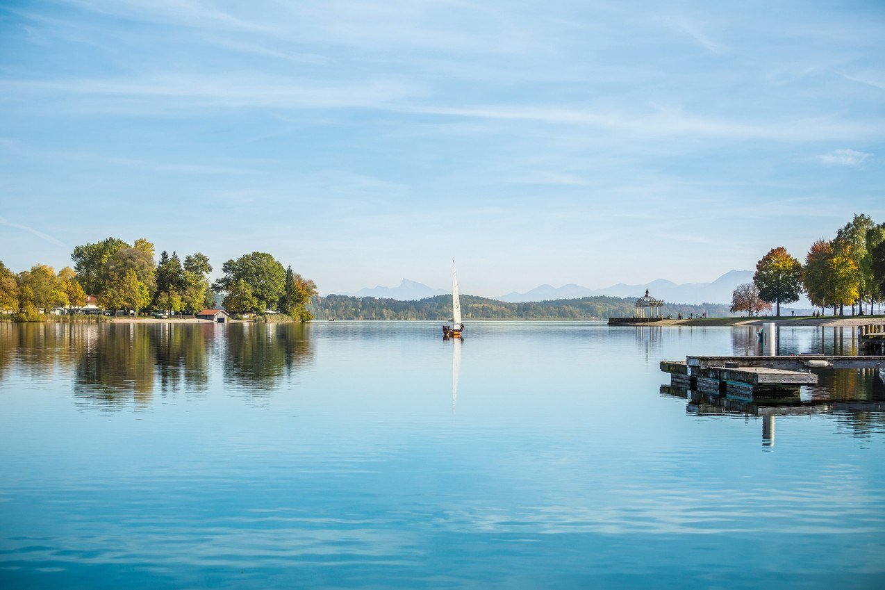 Blick auf den Waginger See im Sommer, © Richard Scheuerecker