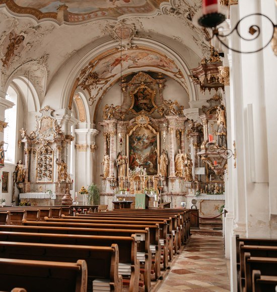 Innenraum der Pfarrkirche Maria Himmelfahrt Margarethenberg, &copy; Inn-Salzach Tourismus