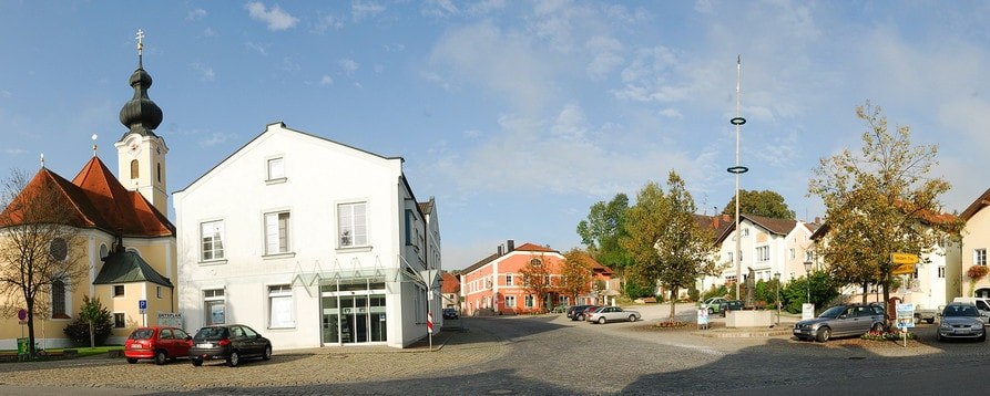 Marktplatz in Buchbach, Landkreis Mühldorf a. Inn, © Gemeinde Buchbach