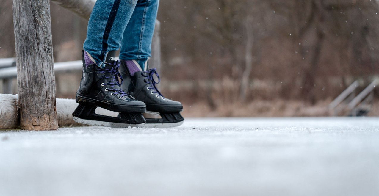 Schlittschuhfahren auf dem Eis, &copy; Inn-Salzach Tourismus