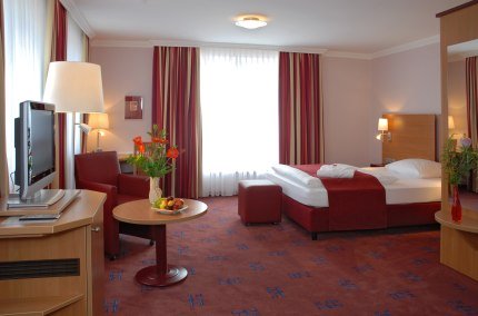 Zimmer Hotel Lindacher Hof Burghausen, &copy; Lindacher Hof