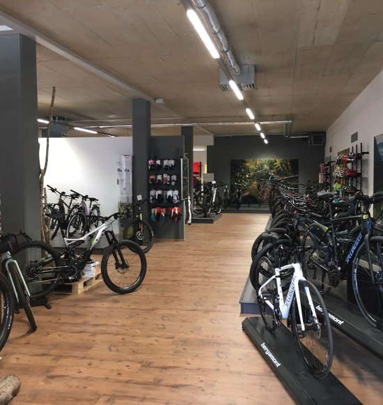 R&auml;der bei Zweirad Schr&ouml;ck Ampfing, &copy; Zweirad Schr&ouml;ck Ampfing