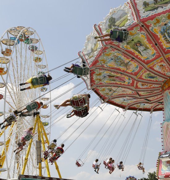 Kettenkarusell Volksfest Waldkraiburg, © Stadt Waldkraiburg