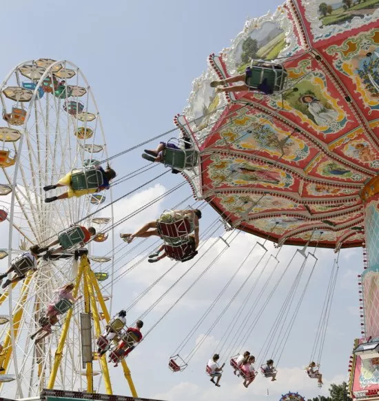 Kettenkarusell Volksfest Waldkraiburg, © Stadt Waldkraiburg