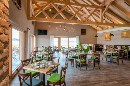 Sitzplätze im Hofcafe Untergünzl, © Hofcafe Untergünzl