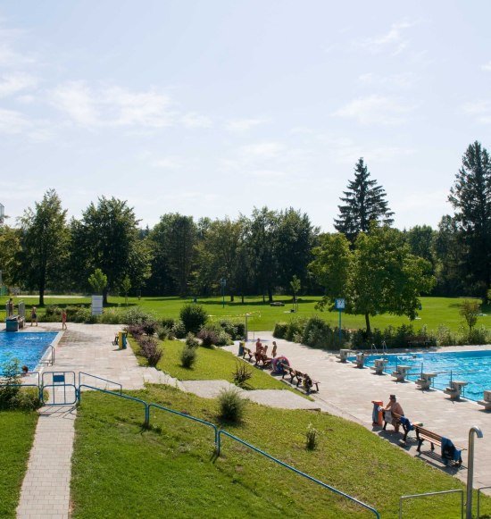 Freibad Garching a. d. Alz, &copy; Landratsamt Alt&ouml;tting
