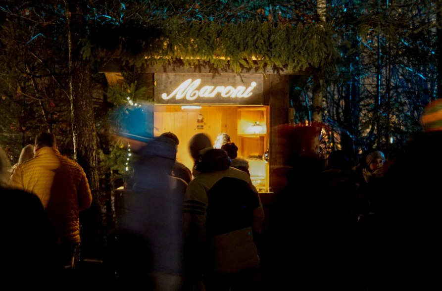 Maroni-Stand auf der Waldweihnacht Halsbach, &copy; Inn-Salzach Tourismus