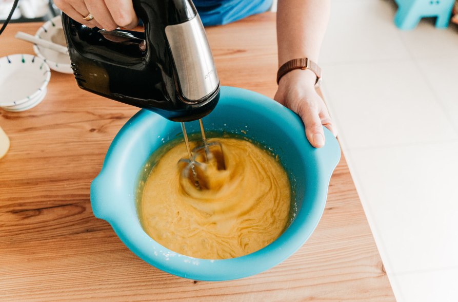 Teig r&uuml;hren, &copy; Inn-Salzach Tourismus