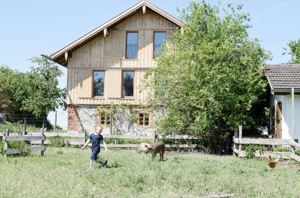 Außenansicht Zimmer Ferienhof Forstmoar, © Ferienhof Forstmoar