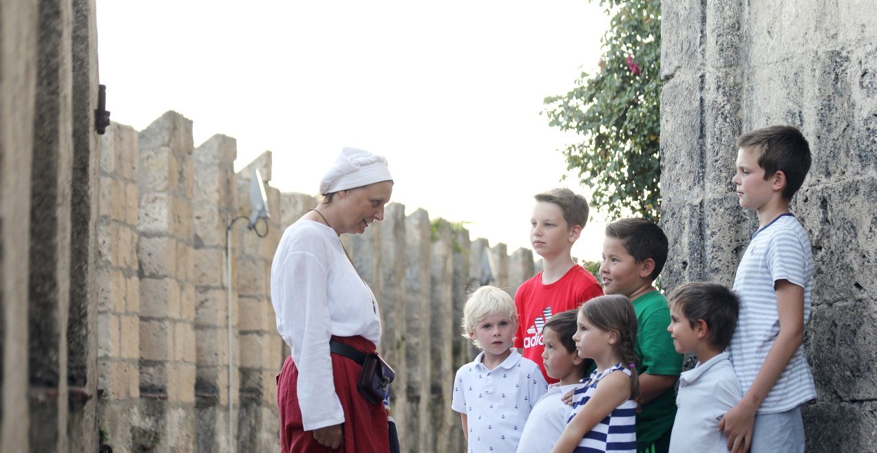 Führung für Familien auf der Burg Burghausen, © Burghauser Touristik GmbH