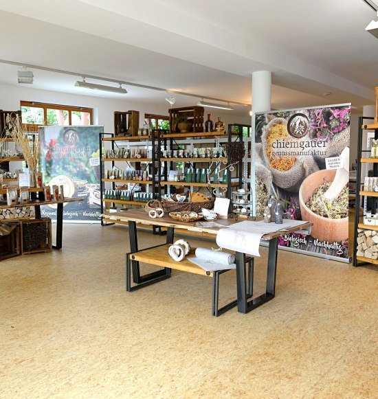 Chiemgauer Genussmanufaktur Laden innen, &copy; Chiemgauer Genussmanufaktur