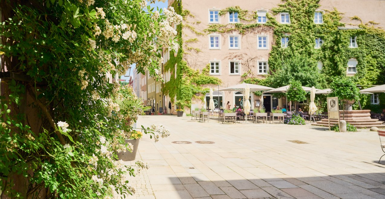 Am Bichl in den Burghauser Gr&uuml;ben in der Altstadt., &copy; Burghauser Touristik