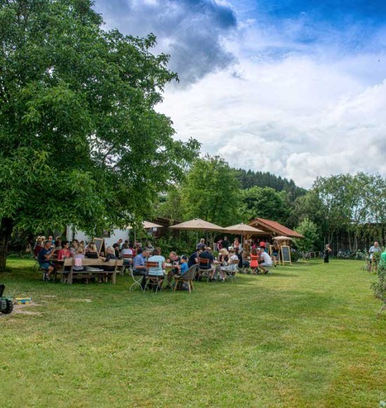 Heidelbeercaf&eacute; Garching a. d. Alz, &copy; Reiters Heidelbeergarten