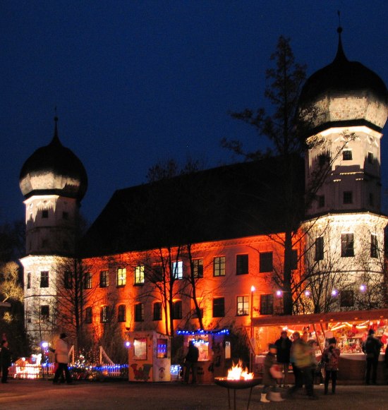 Adventsmarkt am Schloss in Schwindegg, &copy; Gemeinde Schwindegg