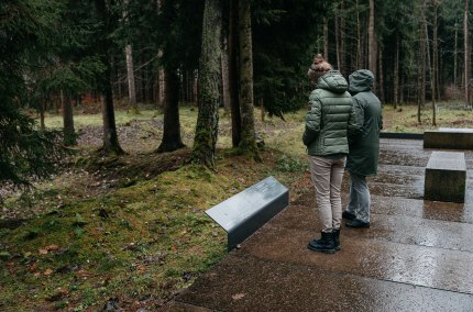 Besucher der KZ Gedenkst&auml;tte, &copy; Inn-Salzach Tourismus
