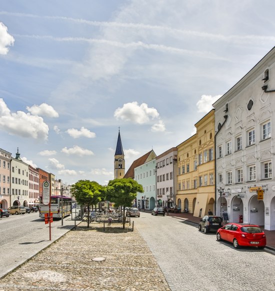 Stadtplatz M&uuml;hldorf a. Inn, &copy; Tourismusverband Inn-Salzach