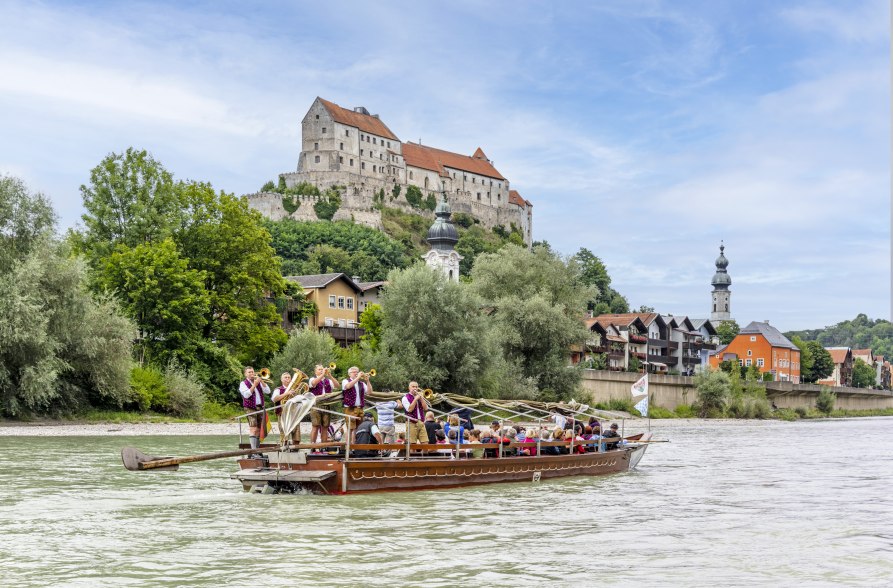 Musikpl&auml;ttenfahrt, &copy; Burghauser Touristik
