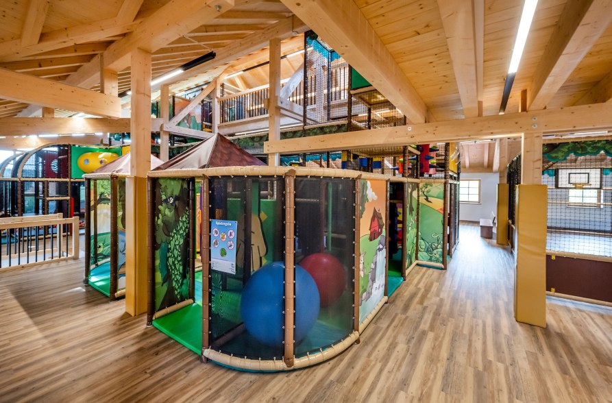 Indoorhalle, &copy; Inn-Salzach Tourismus