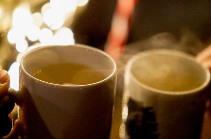 Christkindlmarkt Glühwein, © Inn-Salzach Tourismus