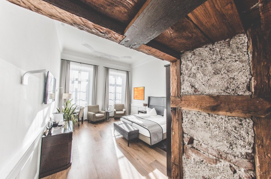 Hotel M&uuml;nchner Hof Alt&ouml;tting, &copy; NQuadrat GmbH