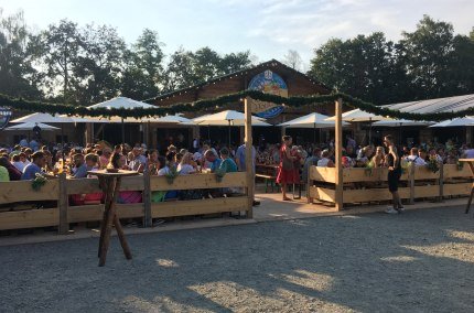 Besucherandrang auf dem T&ouml;ginger Volksfest, &copy; Stadt T&ouml;ging