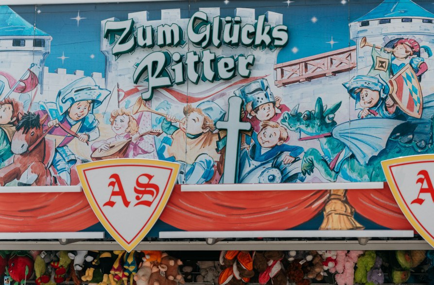 Fahrgesch&auml;ft "Zum Gl&uuml;cks-Ritter", &copy; Inn-Salzach Tourismus