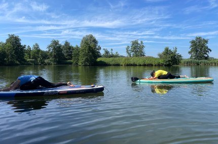 SUP Yoga Flossinger See, © Evenflow Studio