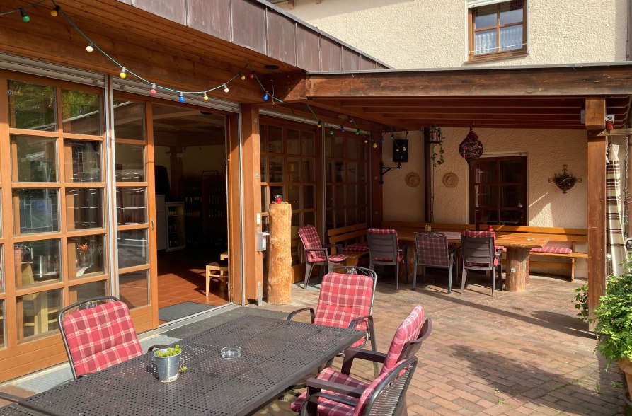 Terrasse Caritashaus Alt&ouml;tting, &copy; Caritashaus Alt&ouml;tting