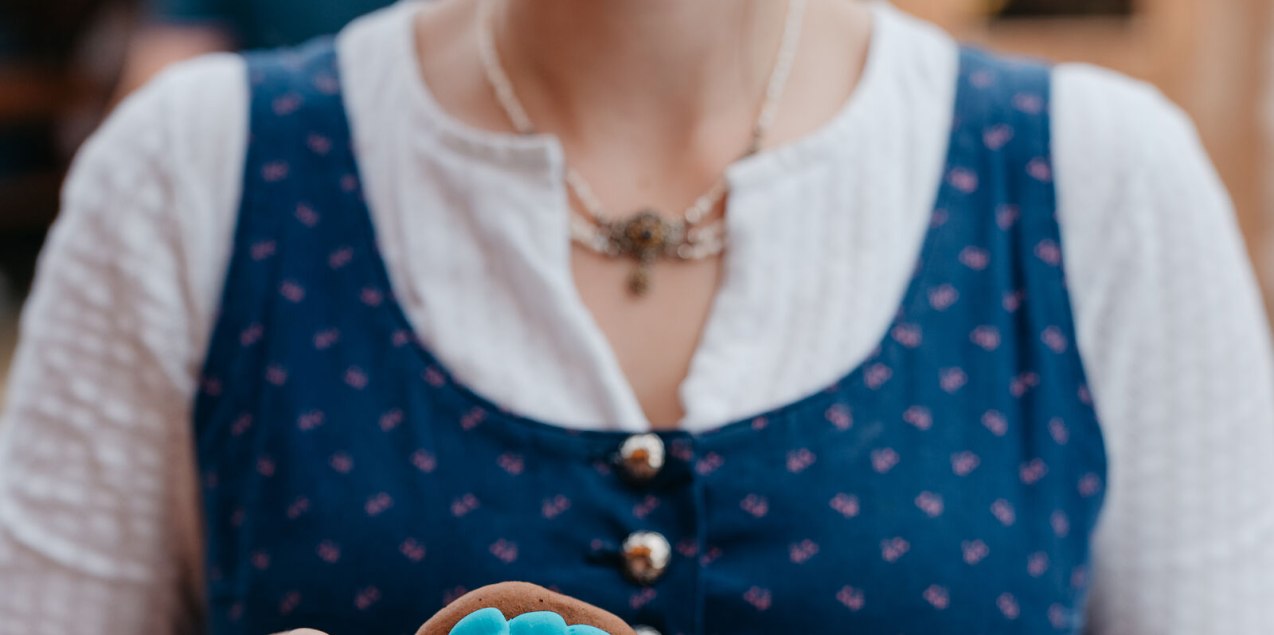 Lebkuchenherz und Dirndl, &copy; Inn-Salzach Tourismus