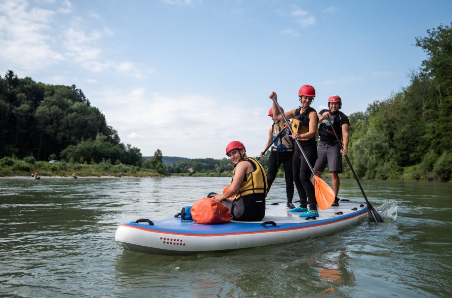 Tour mit dem Big-SUP auf der Salzach, &copy; Inn-Salzach Tourimsus