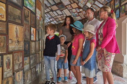 Kinderführung bei der Gnadenkapelle Altötting, © Johann Dirschl