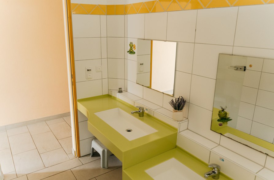 Waschraum bei Camping am Marktler Badesee, &copy; Inn-Salzach Tourismus