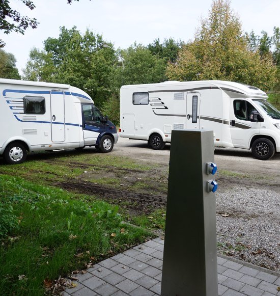 Wohnmobile auf Stellplatz, &copy; Inn-Salzach Tourismus