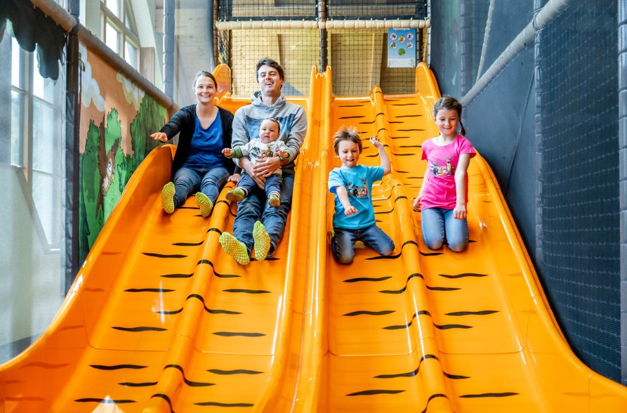 Indoor-Rutschen, © Inn-Salzach Tourismus