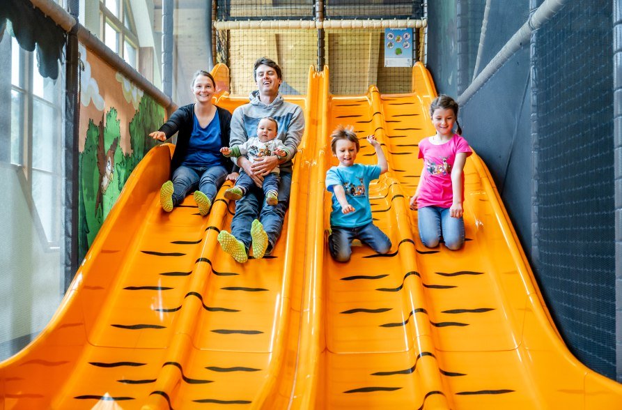Indoor-Rutschen, &copy; Inn-Salzach Tourismus