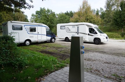 Wohnmobile auf Stellplatz, © Inn-Salzach Tourismus