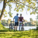 Radfahrer am Isensee bei Winhöring, © Inn-Salzach Tourismus