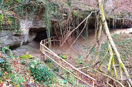 Eingang zur Bärenhöhle bei Leonberg, © Isolde Ulbrig