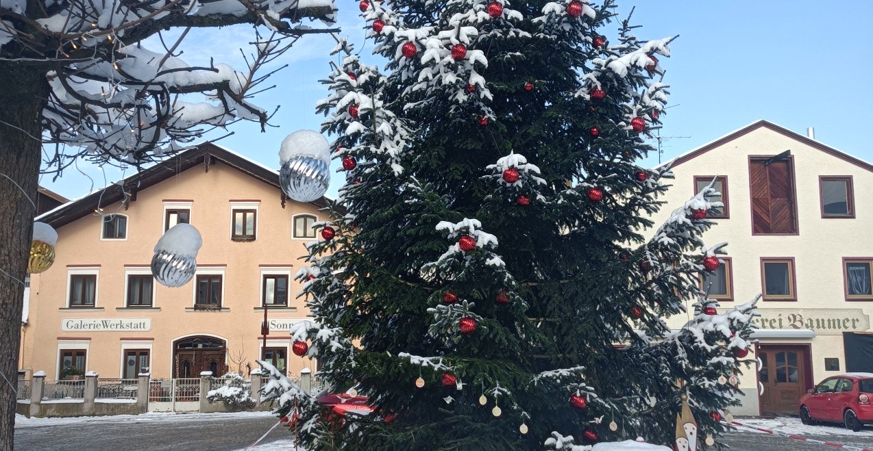 Weihnachtsbaum Garser  
Christkindlmarkt, © Markt Gars