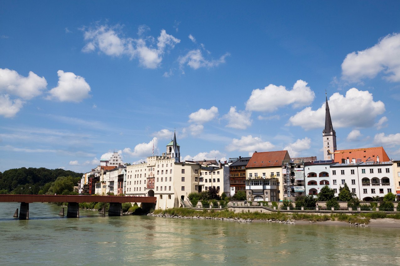 Ansicht von Wasserburg a. Inn vom Wasser aus, © Chiemsee Alpenland Tourismus