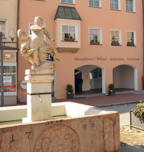 Altstadthotel Wetzel M&uuml;hldorf a. Inn, &copy; Altstadthotel Wetzel