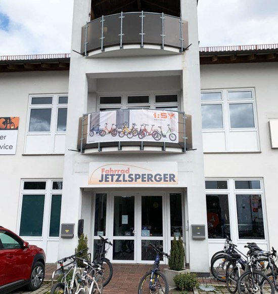 Au&szlig;enansicht Jetzlsperger Garching Fahrrad, &copy; Fahrrad Jetzlsperger