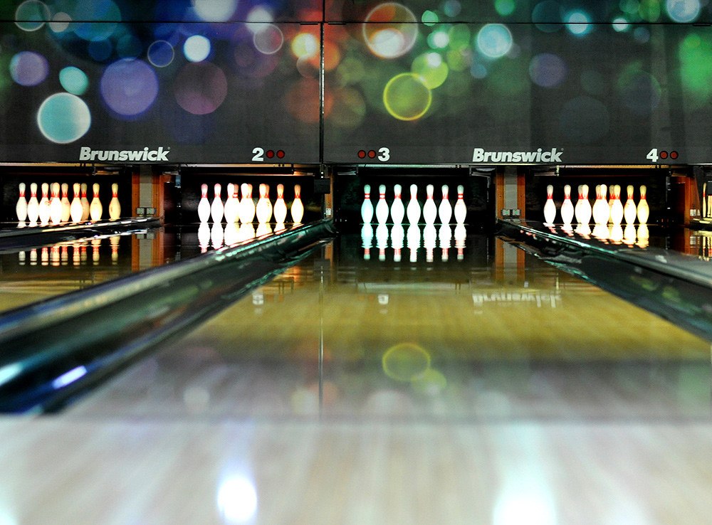 Bowlingbahnen bei Top Bowl in Neu&ouml;tting, &copy; Top-Spiel Entertainment GmbH