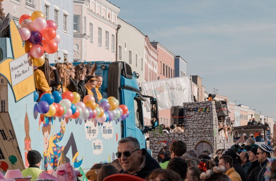 Faschingszug M&uuml;hldorf, &copy; Inn-Salzach Tourismus